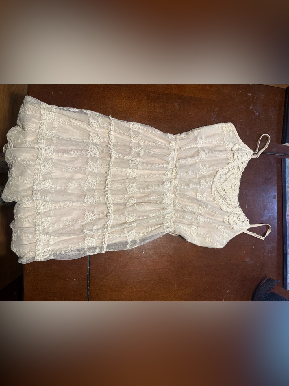 Pinky Cream Lace Trim Strap Top
